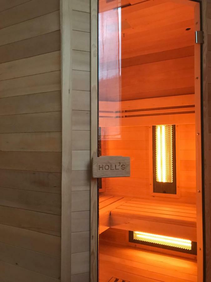 Estive Des Angelettes Piscine Chauffee Sauna Saint-Ferréol-Trente Eksteriør billede